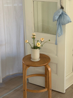 Unika vase på fod