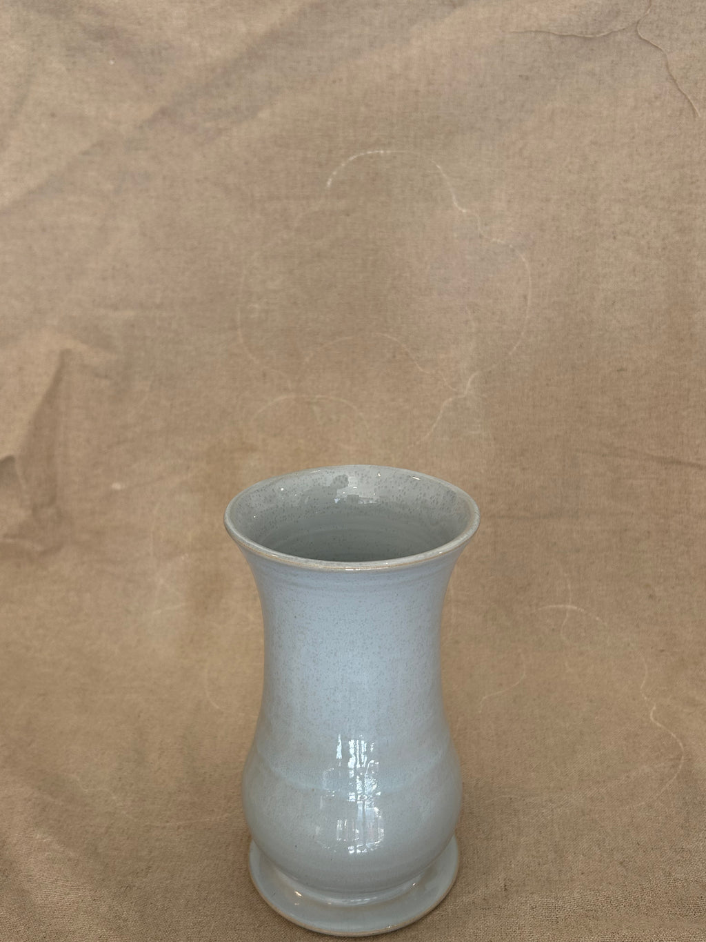 Unika vase på fod